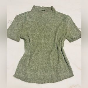 Mock neck shirt mint green size small